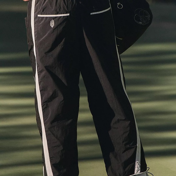 NWT Free People Movement - Champ is Here pants | Black & White Combo Medium - Picture 4 of 12